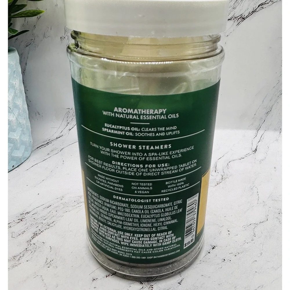 Bath & Body Works Aromatherapy Eucalyptus Spearmint Shower Steamers 6 Tablets